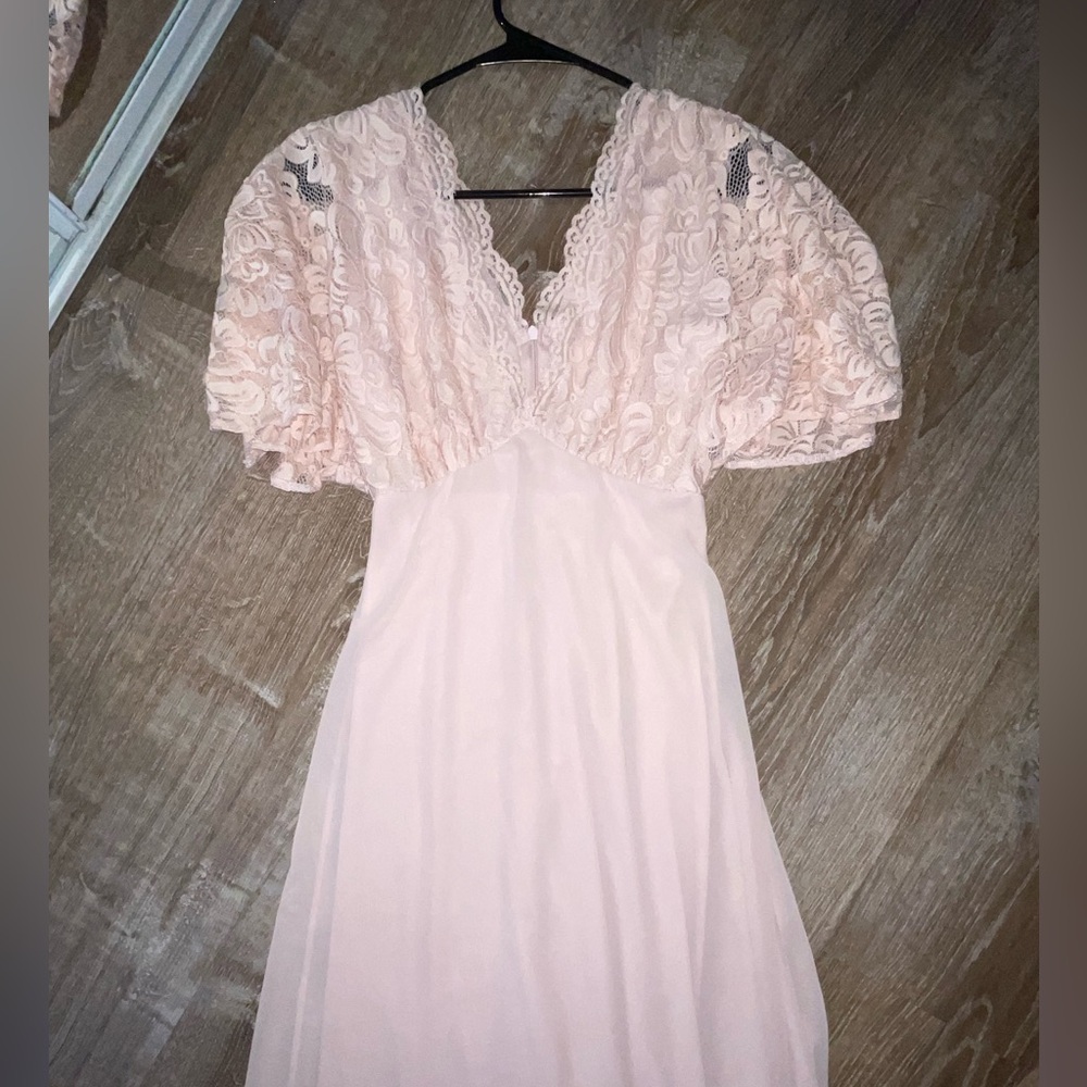 John Zack Petite Open Back Maxi Dress With Fluted Lace Sleeve - Picture 7 of 13